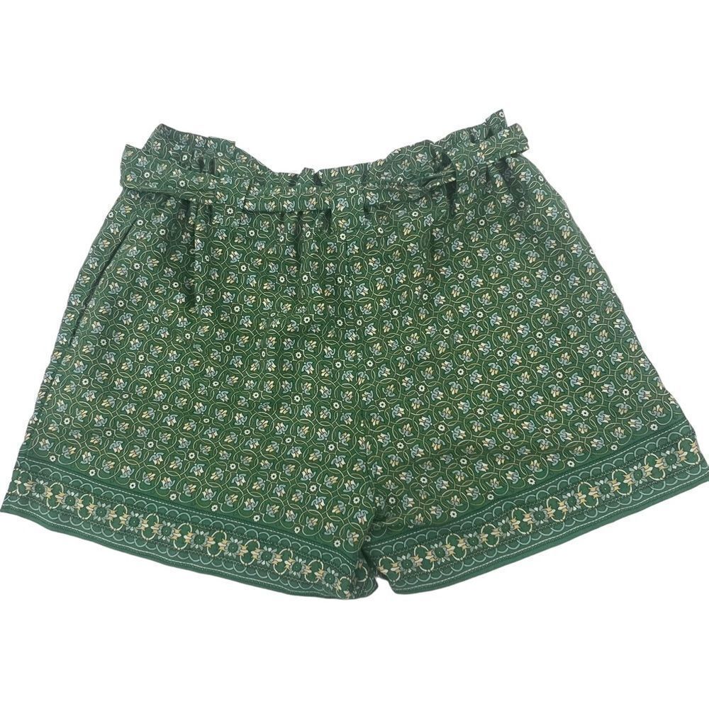 Max Studio Shorts   - Picture 4 of 6